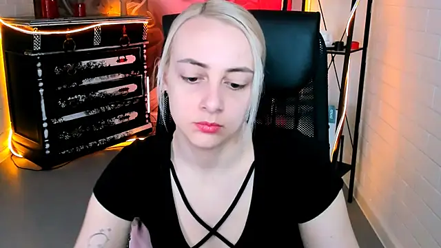 carolmoor - CarolMoor's free webcam - UK Sex Cams