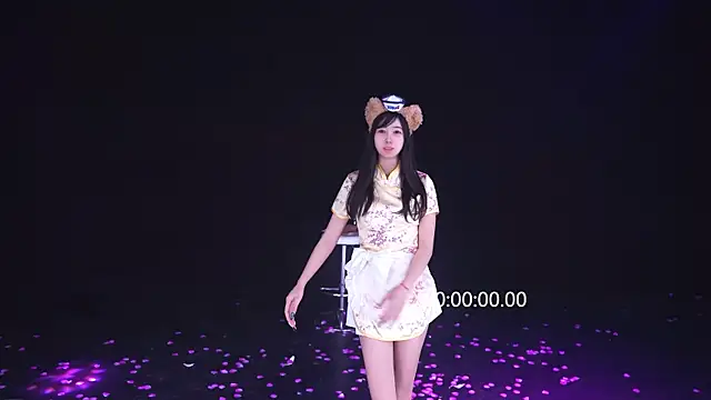 美女Agape-666在线直播