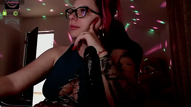 sonyadevon - SonyaDevon's free webcam - UK Sex Cams