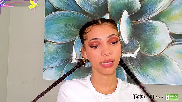 TattoedLexi_ webcam