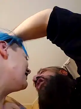 pinkthehawk (F young) - Spinel squirt in jacuzzi