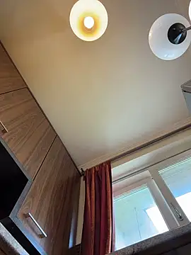 Hotmomcheckk_ webcam