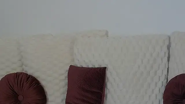 MadisonDesire webcam