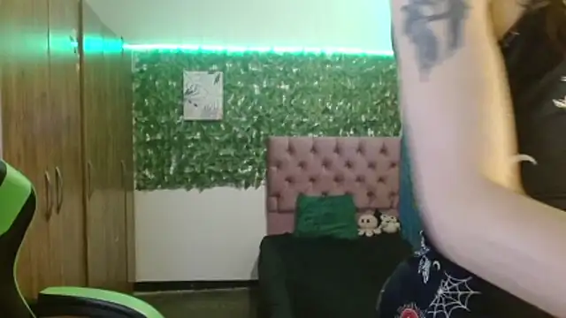 Burning_Venus12 webcam