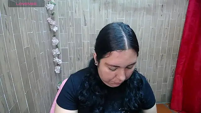 solyeria live sex cam