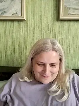 NyushaLollipop webcam