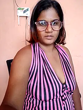 indianstrawberrylips4u webcam