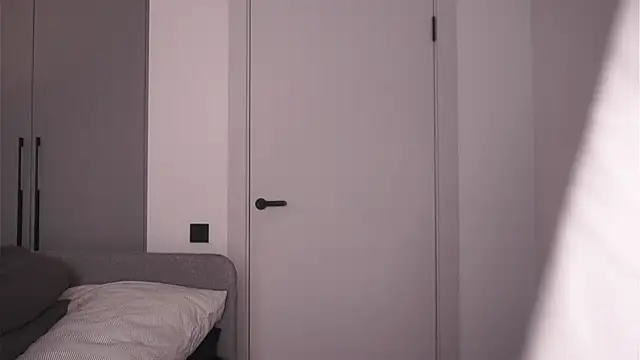 ElviraGounder webcam