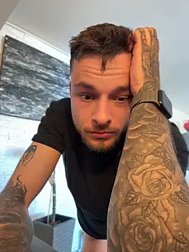 inkeddenis webcam