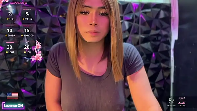 NyxaraSinDoll webcam