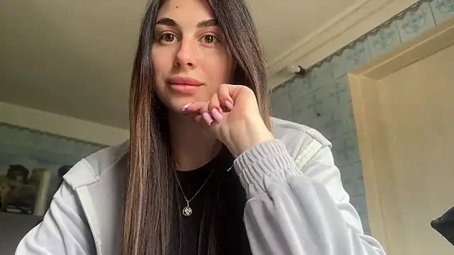 lilumartiznir - LiluMartiznir's free webcam - UK Sex Cams