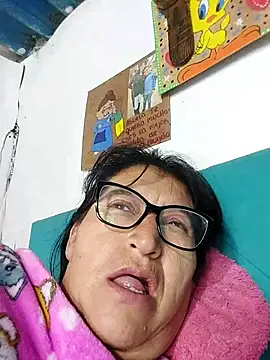 Webcam Model (clarita_01)  is live.Free join now!