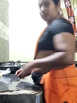 Webcam Model (yamini1431)  is live.Free join now!