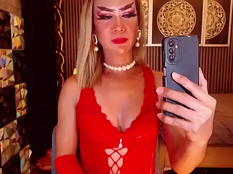 MassiveCockMistres webcam