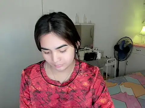 nica_doll live sex cam