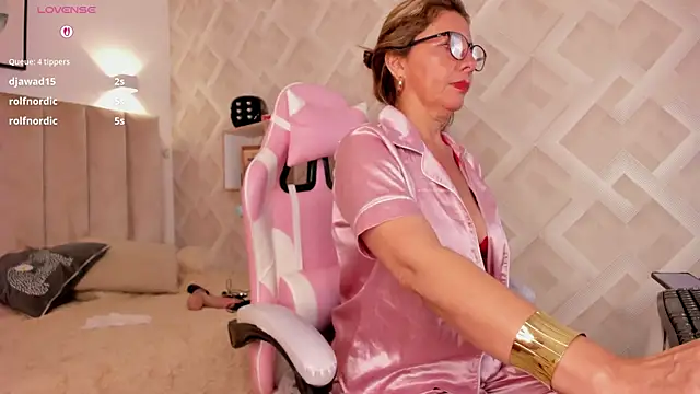 Clhoe_Johnson webcam