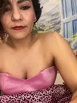 Webcam Model (eva_luz)  is live.Free join now!