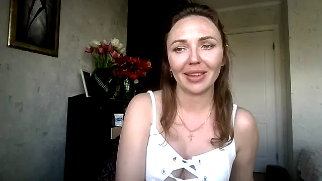 AngelinaLove28 webcam