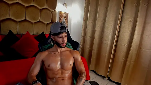 Emmet_CollinsJS webcam