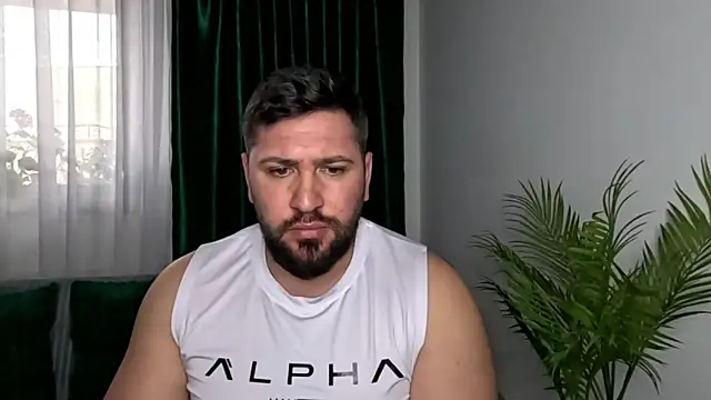 Gold_Alpha_Boy webcam