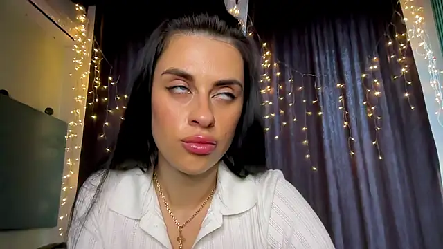 MariaValverdeee webcam