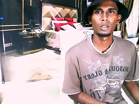 IndianThuggin webcam