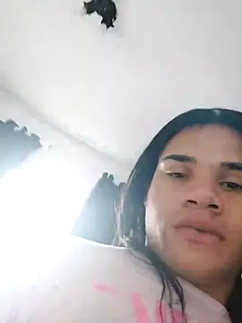 lavinyaalencar22 webcam