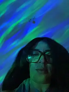 SweetHushviolet webcam