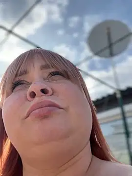 SweetCuteGirls1023 webcam