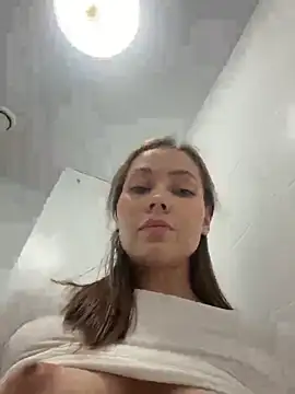 nicole111 live sex cam