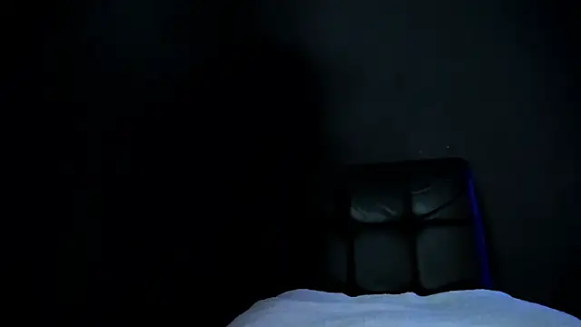 Boss_Domiinator webcam