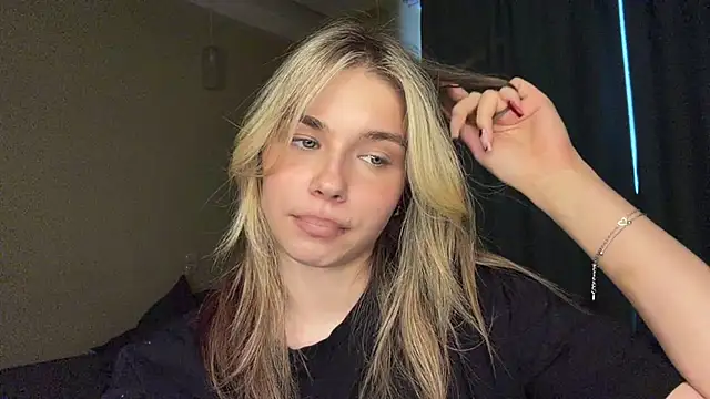 EarthaStinett webcam