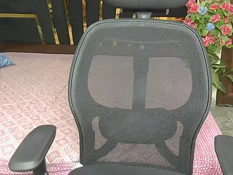 Its-akeera live sex cam