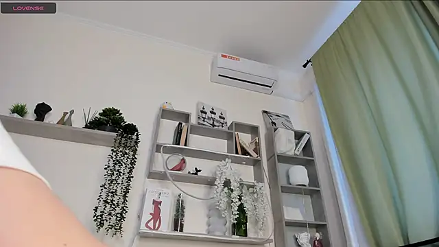 TawnyaVanschaick webcam