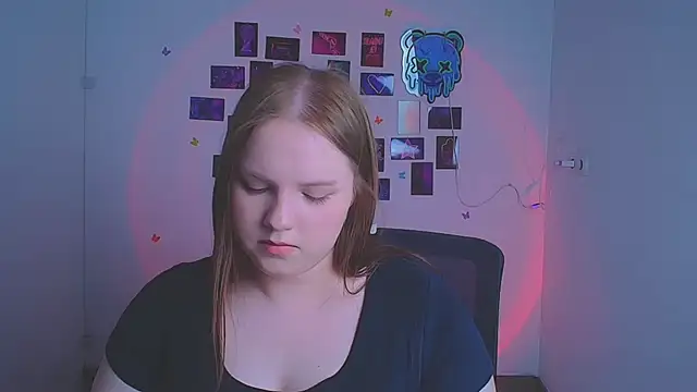 Kitty_Mia_Kitty webcam