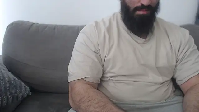 hugemachohandsome webcam