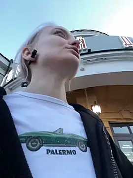 aka_Blonde live sex cam