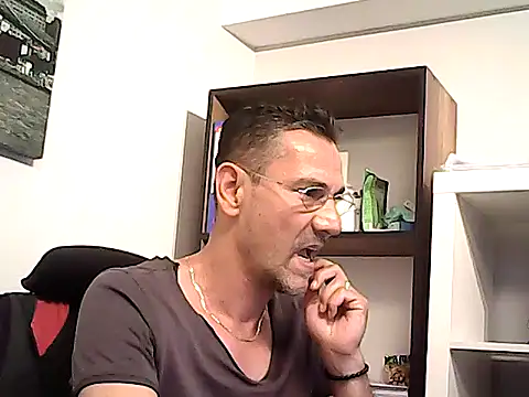 mastercharisma35 webcam