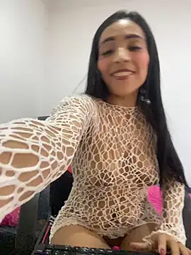 Webcam Model (Rosa_25x)  is live.Free join now!