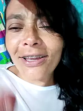 sarayulith Stripchat cam model