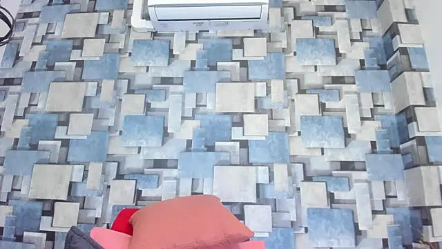 angel_dthroatt webcam