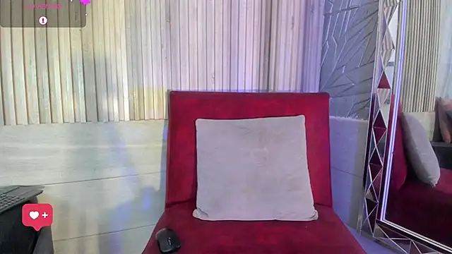 BriannaChelsea webcam