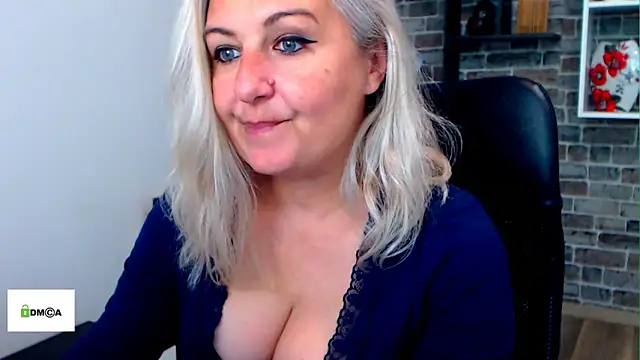 angel_devil_milf live sex cam