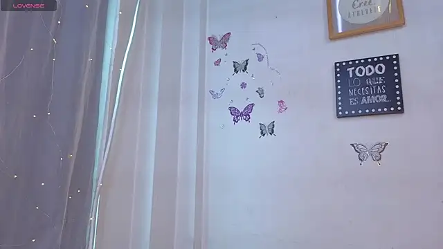 Pretty_Johnson_ webcam