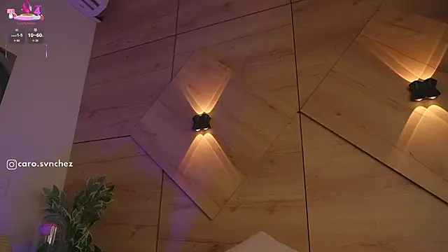 caro_sanchezz webcam