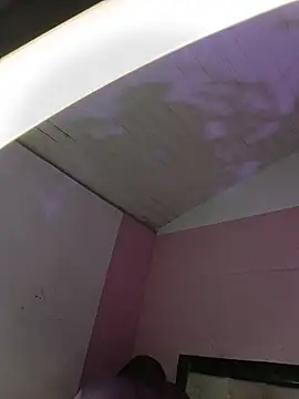 Emily_Roussee webcam