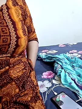 Miss-Akhi5500 webcam