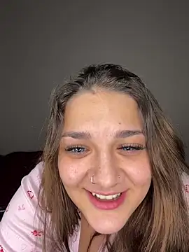 treasurebabii webcam