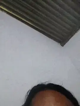 Milenamoranguinho webcam