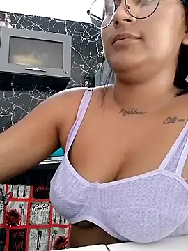 zoe_renata - Zoe_Renata's free webcam - UK Sex Cams